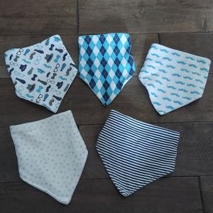 Set of 5 bandana bibs